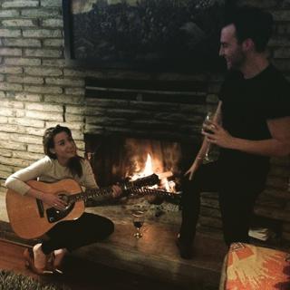 Allison Scagliotti feet photo thumbnail