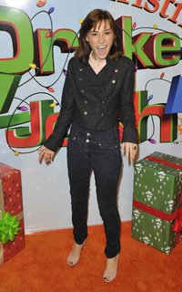 Allison Scagliotti feet photo thumbnail