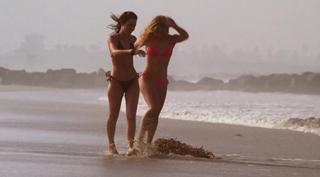 Allison Scagliotti feet photo thumbnail