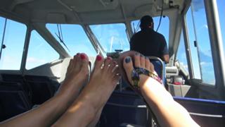 Allison Speed feet photo thumbnail