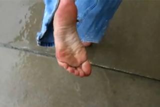Allison Speed feet photo thumbnail
