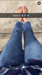 Allison Speed feet photo thumbnail