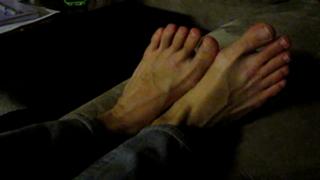 Allison Speed feet photo thumbnail