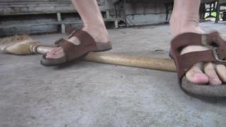 Allison Speed feet photo thumbnail
