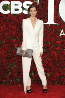 Allison Williams feet photo thumbnail