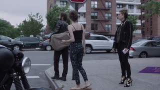 Allison Williams feet photo thumbnail