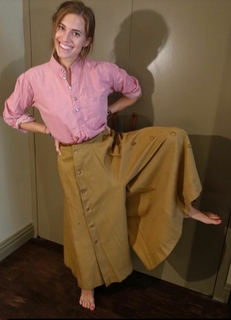 Allison Williams feet photo thumbnail