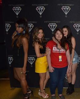 Ally Brooke feet photo thumbnail