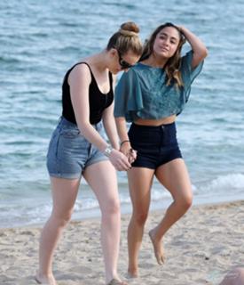 Ally Brooke feet photo thumbnail