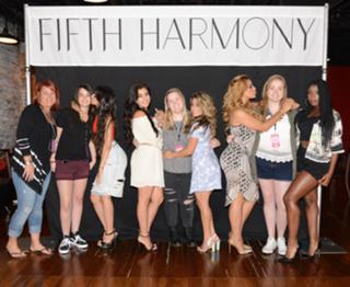 Ally Brooke feet photo thumbnail