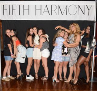 Ally Brooke feet photo thumbnail