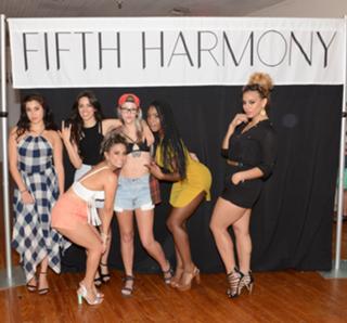 Ally Brooke feet photo thumbnail