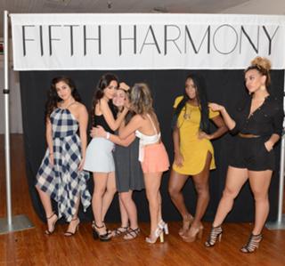 Ally Brooke feet photo thumbnail