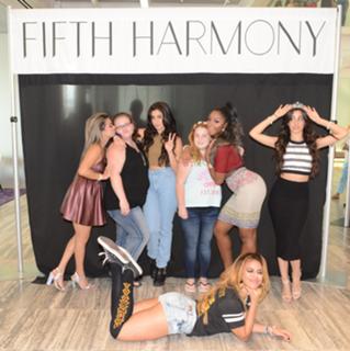 Ally Brooke feet photo thumbnail