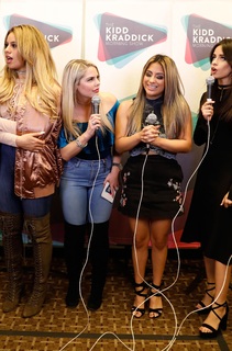 Ally Brooke feet photo thumbnail