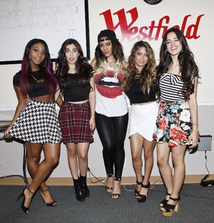 Ally Brooke feet photo thumbnail