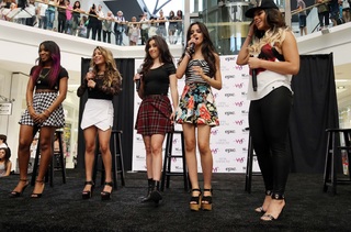 Ally Brooke feet photo thumbnail