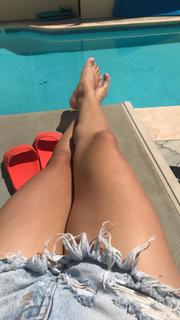 Ally Brooke feet photo thumbnail
