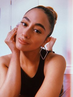 Ally Brooke feet photo thumbnail