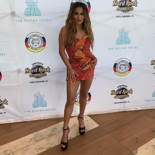 Ally Brooke feet photo thumbnail