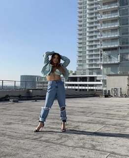 Ally Brooke feet photo thumbnail