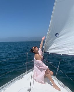 Ally Brooke feet photo thumbnail