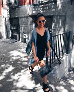 Ally Maki feet photo 2