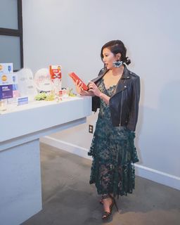 Ally Maki feet photo 3
