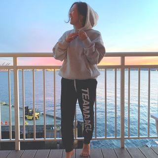 Ally Maki feet photo 10