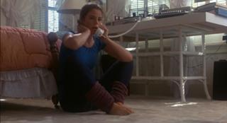 Ally Sheedy feet photo thumbnail