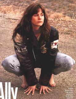Ally Sheedy feet photo thumbnail