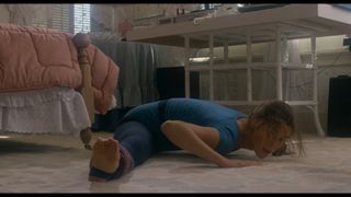 Ally Sheedy feet photo thumbnail