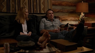 Ally Walker feet photo thumbnail