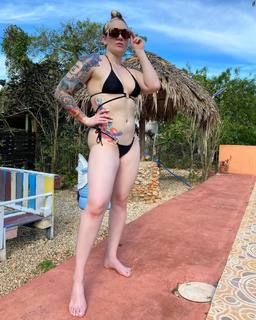 Allysin Kay feet photo 9