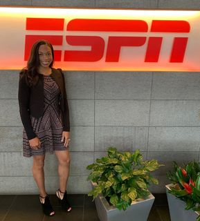 Allyson Felix feet photo 4