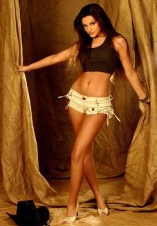 Almeda Abazi feet photo 1