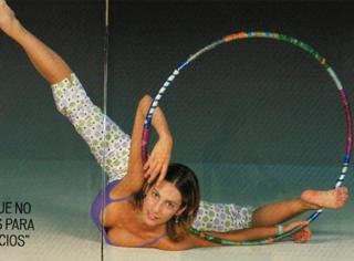 Almudena Cid feet photo 3