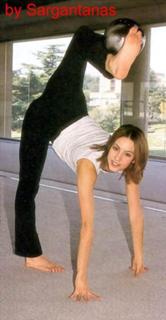 Almudena Cid feet photo 15