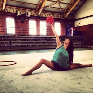 Almudena Cid feet photo 1
