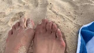 Alodia Gosiengfiao feet photo 15
