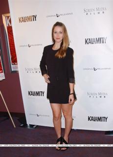 Alona Tal feet photo thumbnail