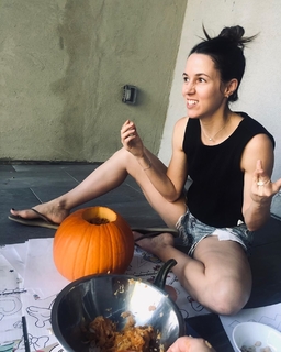 Alona Tal feet photo thumbnail