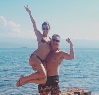 Alona Tal feet photo thumbnail