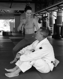 Alona Tal feet photo thumbnail