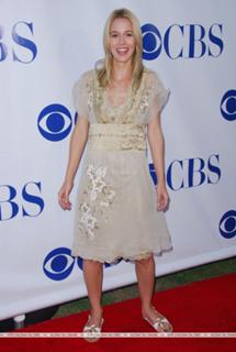 Alona Tal feet photo thumbnail