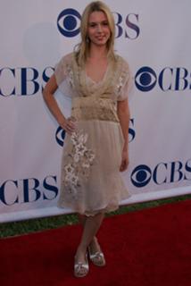 Alona Tal feet photo thumbnail