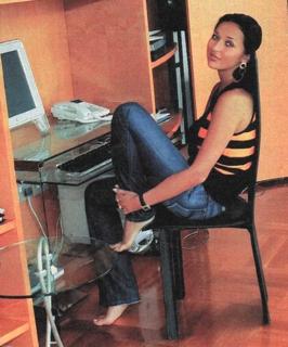 Alsou feet photo 1