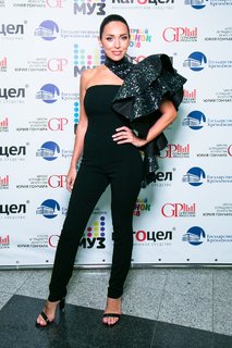Alsou feet photo 6