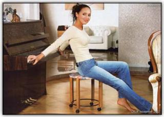 Alsou feet photo 6