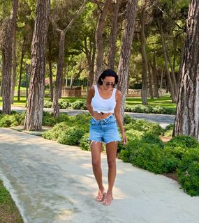 Alsou feet photo 8